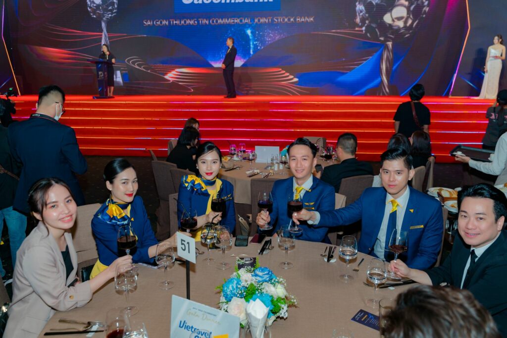 Bật mí dịch vụ chụp hình sự kiện cuối năm tại TP.HCM giá rẻ, uy tín