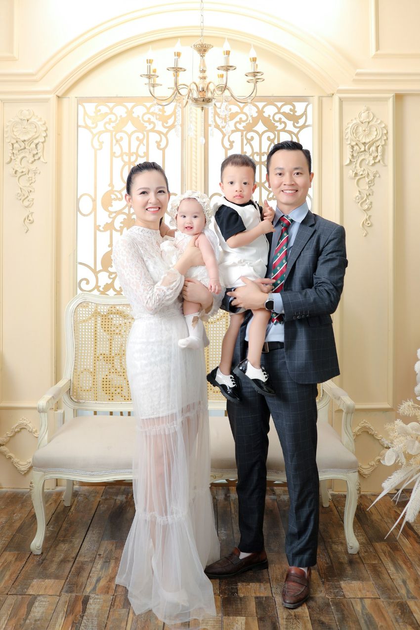 Dịch vụ chụp ảnh gia đình uy tín giá rẻ tại Hà Nội, Huế và Đà Nẵng